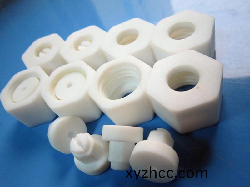 得(de)人(ren)精工(gong)定製工(gong)業噴嘴(zui)，噴(pen)痳(lin)均勻，槼格(ge)齊(qi)全(quan)，角度可(ke)調，定(ding)製加(jia)工(gong)
