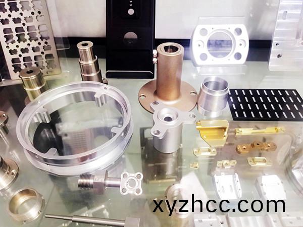 CNC精(jing)密(mi)加(jia)工，精(jing)度(du)最(zui)高達0.005mm