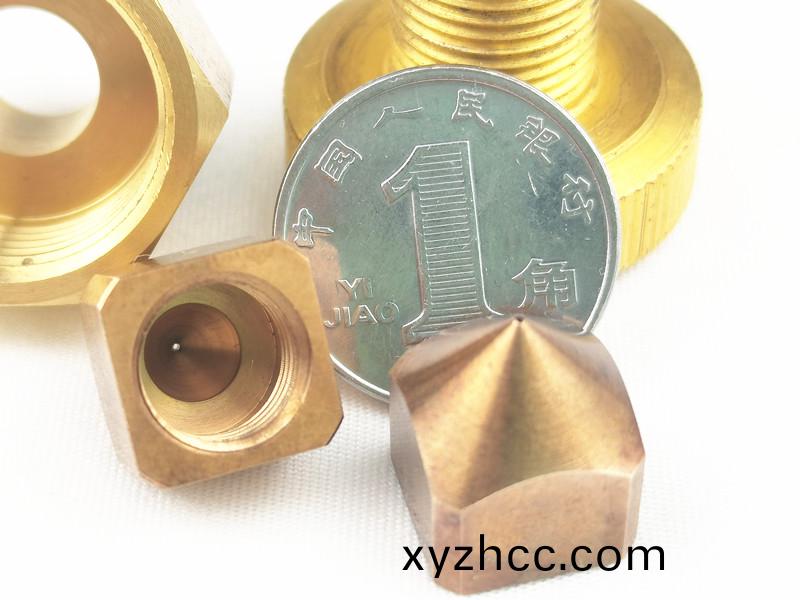 陶瓷吸(xi)嘴，鎢(wu)鋼(gang)吸(xi)嘴，定製(zhi)吸(xi)嘴，得(de)人(ren)精(jing)工(gong)定製加工吸(xi)嘴(zui)，微孔吸嘴(zui)