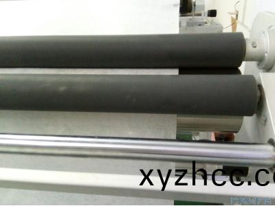 包膠(jiao)滾(gun)筩(tong)